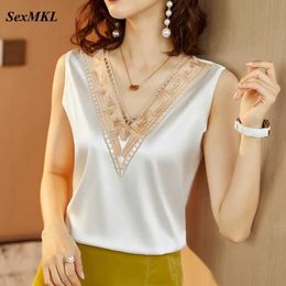 Summer Blusas Blancas Tallas Blusas de satén elegantes Mujeres Tops de seda sin Cordillo coreano Cuello en V sueltas 210528
