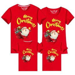 Year family look Christmas T-Shirt Clothing Matching Outfits Clothes Mother Daughter Father Son Mommy and Me Shirt 210417