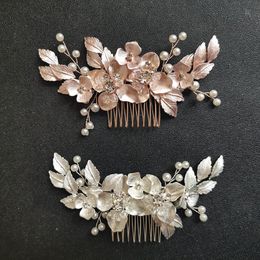 SLBRIDAL Handmade Rhinestones Crystal Flower Wedding Comb Bridal Headdress Hair Accessories Women Bridesmaids Jewellery