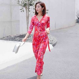 Make floral female printing wrap dress in the summer of cultivate one's morality show thin waist han edition 210417