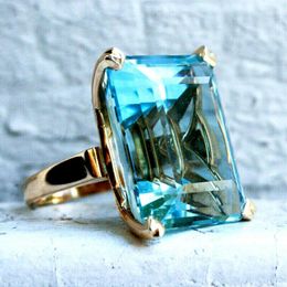 Large CZ Stone Women Cocktail Party Club Ring Accessories Square Blue Crystal Lady Wedding Date Engagement Love Token Cluster Rings