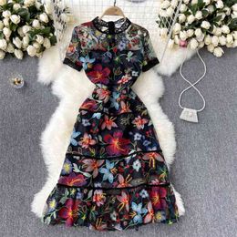 Spring Summer Women Fashion Round Neck Flower Retro Embroidery Elegant Short Sleeve Vintage Dress Vestidos S475 210527