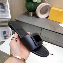 2022womens luxury designer sandals slippers leather summer Leather Flat slippers bowknot fashion Beach Womens large womens shoes 35-42