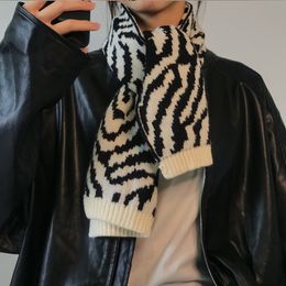 Double sided scarf personality zebra print leopard print small scarf women winter leisure warm knitted wool scarf