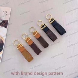 Luxury Cell Phone Cases Presbyopic Leather Keychain For Women man fashion Design Creative Car KeyRing Holder Bag Pendant Couples Key Chain Accessories with box