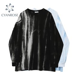 Tie Dye Tees Women Oversized Streetwear Long Sleeve Spring Fashion T shirt Mujer Casual O-Neck Tops Female Street Clothes 210515