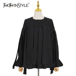 Casual Pleated Loose Shirt For Women O Neck Long Sleeve Minimalist Black Blouse Female Fashion Clothing 210524