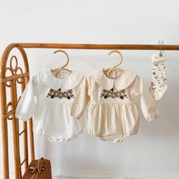 Baby Girl Bodysuits Flower Embroidered Princess Clothes Fashion Peter Pan Collar Baby Girl Jumpsuit Infant One-piece Clothes 210413