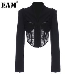 [EAM] Women Black Lace Irregular Short Blazer Lapel Long Sleeve Loose Fit Jacket Fashion Spring Autumn 1Y566 211006