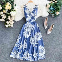 Sexy Backless Dress Summer V-collar Chiffon Print High Waist Slim Beach Holiday Women Elegant Vestidos H022 210527