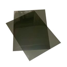 Gözlük 2pcs 90 derece 30*20cm Polarizör Polarizasyon Film Sacları, Yapışkan/Yapışkan Olmayan Doğrusal Polarize Filtre