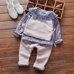 Baby Flora Suits Fashion Spring Autumn Infant Clothes New Born Babies Cute Shirt+Vest+Pants 3 Pieces Set For Girls 0-3Years 210414