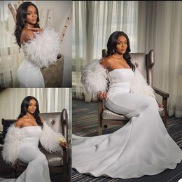 Elegant Mermaid Wedding Dress Feather Long Sleeve Strapless Bridal Gowns robes de mariée White Satin Sheath Bride Dresses