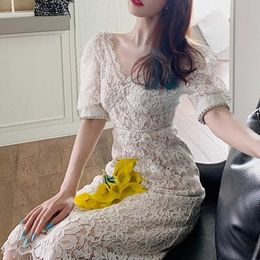 Vintage Lace Fairy Dress Sexy V-Neck Women French Midi Summer Elegant Lady Wedding Party Clothing 210604