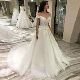 Vintage Off Shoulder A Line Lace Wedding Dresses Bridal Gowns with Appliques Court Train Lace-up Tulle Plsu Size Vestidos De Novia