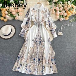 Spring Autumn Women Vintage Notched Collar Puff Sleeve Long Dress Single Breasted Floral Print Dress with Belt 210715