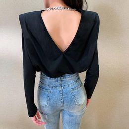 Sexy Backless Shoulder Padded T Shirt Women Long Sleeve Spring Autumn Black Casual Chain Tops Chic 210415