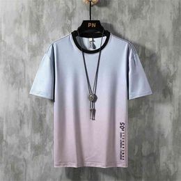 Short Sleeved T-shirts Casual Men Summer Fashion Trend Loose-fitting Hip Hop Streetwear Gradient Ramp Tops Male Tshirts 210726