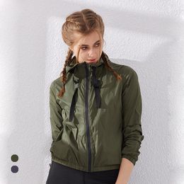 Running Outdoor Sports Jacket With Hood Women Fitness Workout Exercise Jackets Casual Zipper Womens Coat High Neck Yoga Outfit