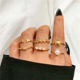 6pcs/set Vintage Gold Oval Metal Ball Rings for Women Fashion Pearl Wave Geometric Leaf Open Rings Bohemian Jewelry Accessories