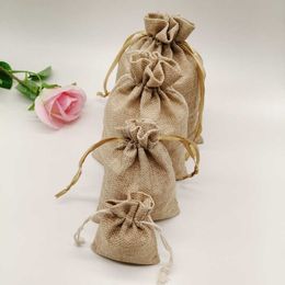 burlap drawstring gift bags Canada - 5-20pcs lot Natural Linen Burlap Bag Jute Gift Bag Drawstring Gift Bags With Handles Gift Packaging Party Favor Candy Bags Y0712