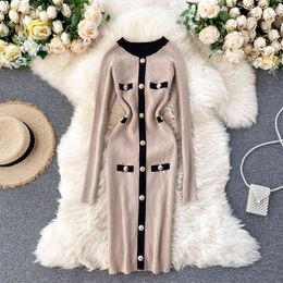 Autumn Winter Black Vintage Dress Women's Clothes O-Neck Elegant Single-Breasted Slim Sexy Elasticity Knitted Female Robe 210514