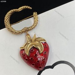 Strawberry Pendant Pins Hollow Letter Brooch Cute Design Gold Plated Jewelry Fashion Accessories For Lady