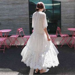 summer Korean Style Flare Sleeve O-Neck Large Pendulum Solid Colour Stitching Cotton Linen Women White Dress QG361 210510