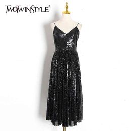 TWOTWINSTYLE Patchwork Sequin Dress For Women V Neck Sleeveless High Waist Slim Sexy Party Sling Dresses Female Fashion Summer 210517