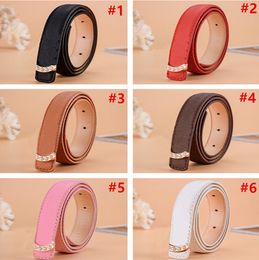 Hot Sell Kids Belts Retail And Wholesale Fashion Children Classic Pearl Needle Buckle PU Waistbands Mat Teenager Elegant Belt Gifts.