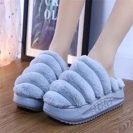 Womens Furry slippers Fashion Platform shoes Autumn Winter Anti-skid Warm Fur For Indoor Home Slippers Dropshopping 211110