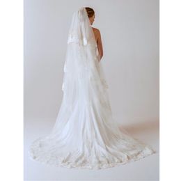 New Wedding Accessories White/Ivory Fashion Veil Ribbon Edge Short Two Layer Bridal Veils With Comb High QualityCCW0013