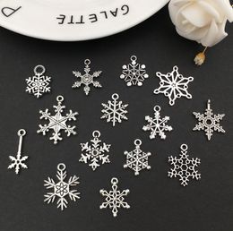 The latest model 1 pack = 70 pieces, Christmas ornaments, antique silver snowflakes, Christmas tree decorations