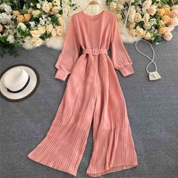 Women's Spring and Autumn Jumpsuit Solid Color Round Neck Long-sleeved Pleated Wide-leg Pants Lace Up Thin GX061 210507