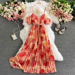 Summer Fashion V-neck Floral Dress Holiday Style Printing Sexy Halter Strap Chiffon Over-the-knee Pleated UK758 210506