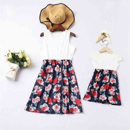 Summer Mother Daughter Floral Patwork Dresses Outfits Sleeveless Mom And Girls Me 210724