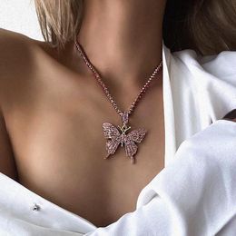 Luxurious Full Crystal Butterfly Necklace Woman Pendants Jewellery Neck Chain Hip Hop Punk Charm Black Rose Gold Pendant Necklaces