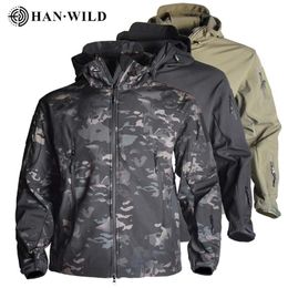 HAN WILD Shark Skin Hunting Jackets Shell Military Tactical Jacket Men Waterproof Fleece Clothing Multicam Coat Windbreakers 4XL 211103