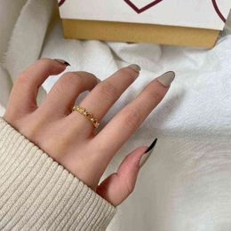 Exquisite Fashion Hollow Heart Ring for Women Sweet Simplicity Ring Christmas Jewellery for Friends Anniversary Gift G1125