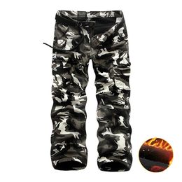 Fleece Cargo Pants Men Casual Loose Multi-pocket Trousers Men Winter Military Army Combat Camouflage Tactical Pant Male Clothing 211013