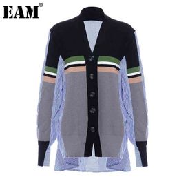 [EAM] Big Size Striped Knitting Cardigan Sweater Loose Fit V-Neck Long Sleeve Women Fashion Autumn Winter 1DD2344 210812