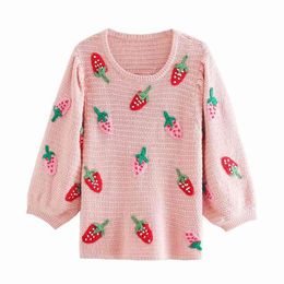 Sweet women pink sweater fashion ladies elegant strawberry embroidery female chic loose o-neck tops 210427