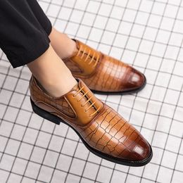 New Italian Style Men Dress Shoes Fashion Formal Leather Shoes Loafers Business Oxfords Work Wedding Plus Size Men Brogue Shoes