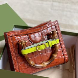 Wallets Shoulder Chain Envelope Bag clutch fashion Handbag 2021 Women Luxury Designer Bags Crocodile Tote leather Plain Alligator saddle Handbags shell Cross body