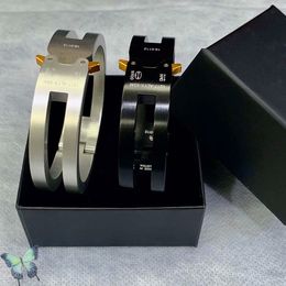 Alyx 1017 9sm Bangles Alyx Metal Buckle Wristband with Tag with Box Fast Shipping Q0717