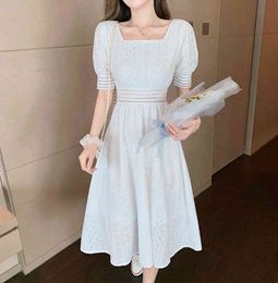 Summer Elegant White OL Lace Dress Women's Casual Square Collar Hollow Out Slim A Line High Waist Office Dresses 210514