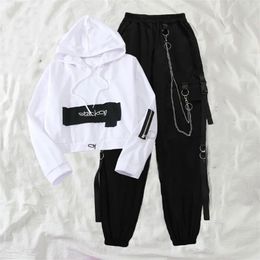 Spring Chain Ribbon Cargo Black Women 2 Piece Pullover With Joggers Harajuku Pants Handsome Cool Two-piece Suit 210915