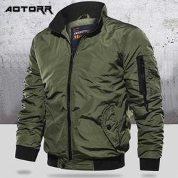 Men's Bomber Jacket 2021 New Military Jackets Cargo Flight Coat Men Autumn Casual Padded Stand Collar Outerwear Mens Clothing X0621