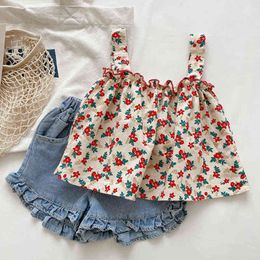 Girls' Suit 2022 New Summer Fashion Korean Style Comfortable Sling Top+ Cute Pleated Lace Denim Shorts Baby Girl Clothing Sets Y220310