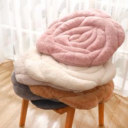 Chaise couvre coussins peluche hiver soft chaude chaude chaude maison coussin de bureau forme fleur couleur couleur oreiller décoratif canapé